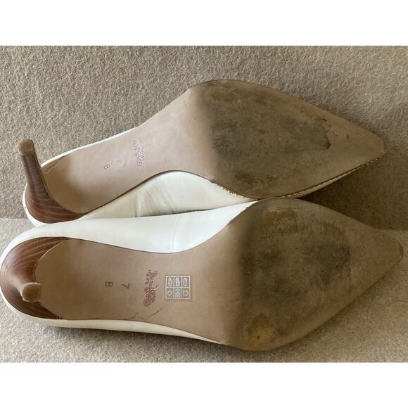 Coach Vonna High Heel Shoe Women’s Sz 7 Chalk Pump Beaded Point Toe - Picture 8 of 11